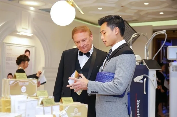 Chuỗi chăm sóc da và sức khỏe chi 15 tỷ quà miễn phí