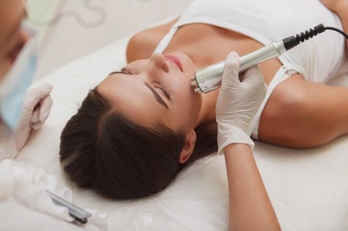 Công nghệ làm đẹp hiện đại: Xu hướng trẻ hóa da an toàn